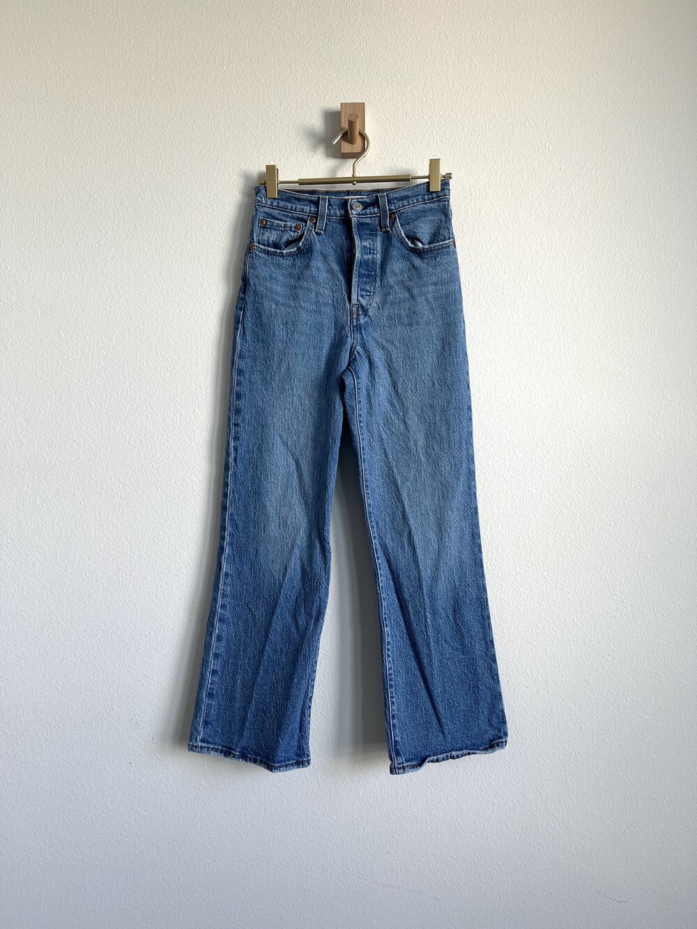 Levis Ribcage Crop Boot Jeans Blank Red Tab Light Wash High Rise